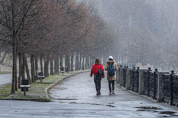 Гидрометцентр предупредил о мокром снеге в Европейской части России