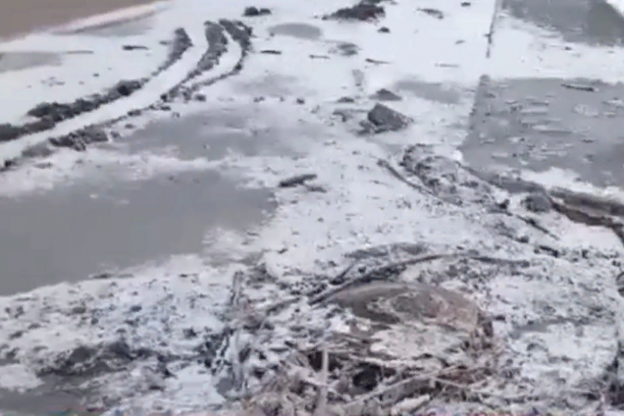Жители севера Тамбова продолжают жаловаться на разлитие канализационных стоков