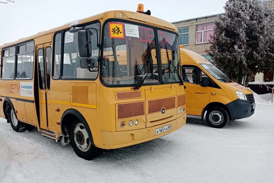 В Рассказовском районе проверили безопасность школьных автобусов