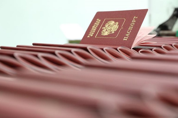 Продлен срок действия паспортов и водительских прав