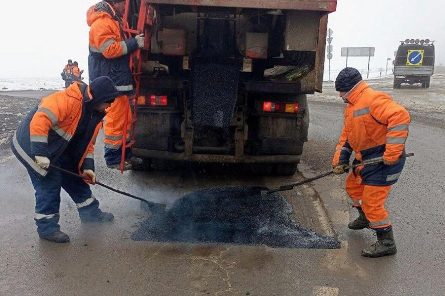 На федеральных трассах Тамбовской области продолжается локальный ремонт дорог