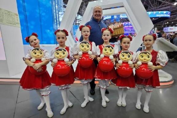 Котовск представил праздник неваляшки на международной выставке-форуме 