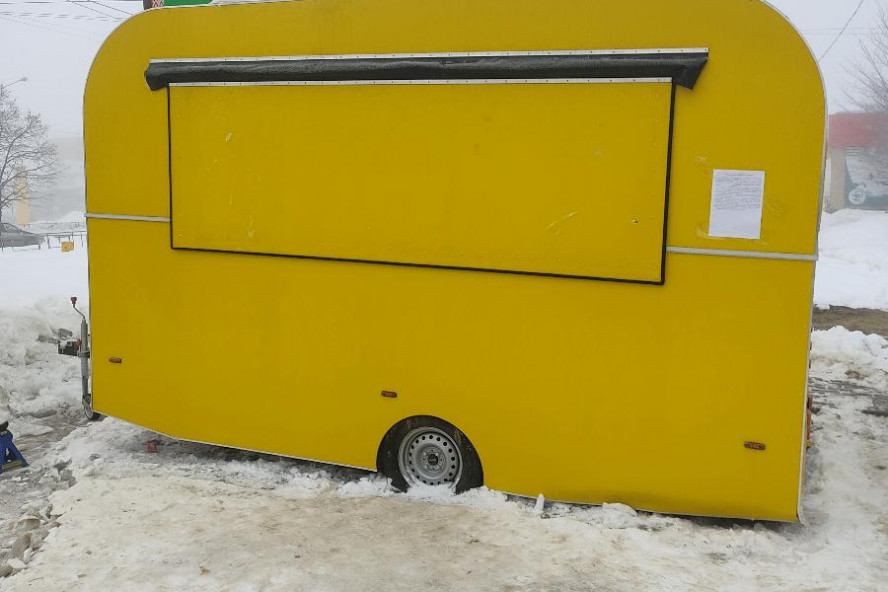 В Тамбове разыскивают собственника жёлтого фургона