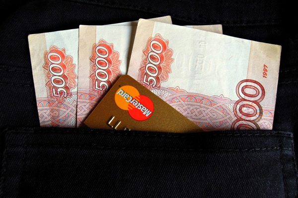 Жителя Тамбова задержали за хищение крупной суммы с банковской карты