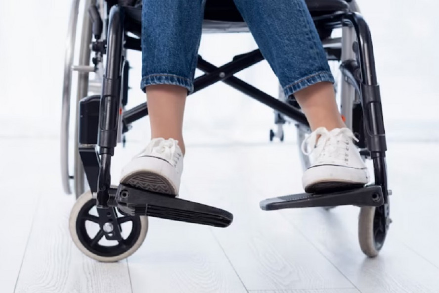 В Сампурском районе воспитаннику детского дома не выдали инвалидную коляску в срок