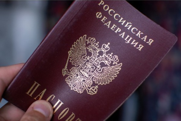 Роскомнадзор отказался от идеи регистрации в соцсетях по паспортам