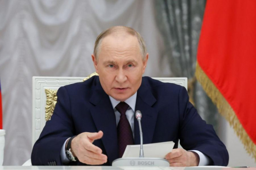 Путин подписал закон о боевом оружии для частных охранных организаций