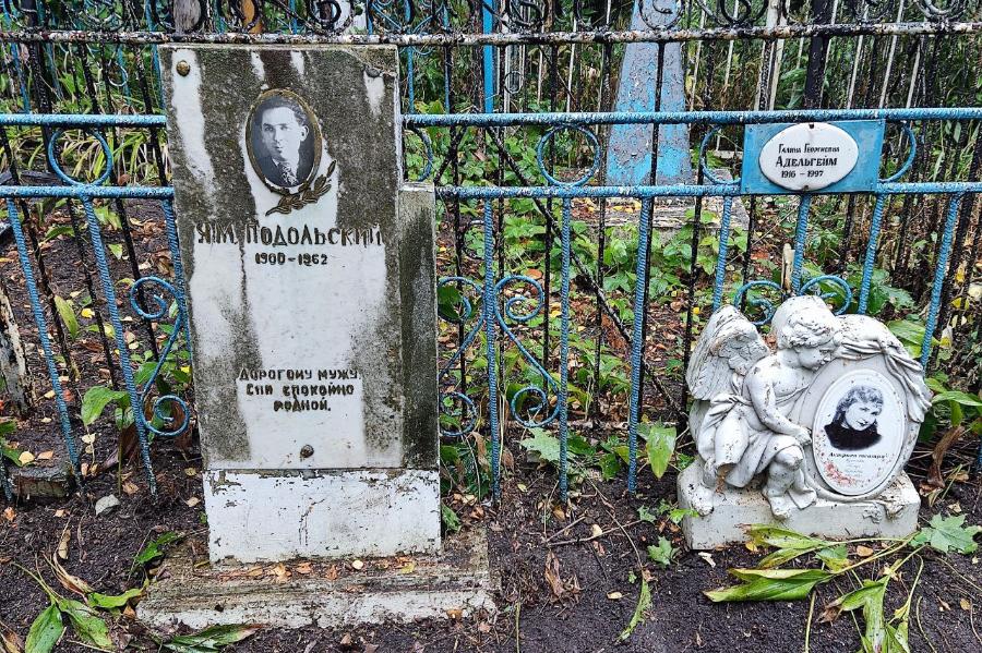 В Тамбове привели в порядок могилы театральных актеров