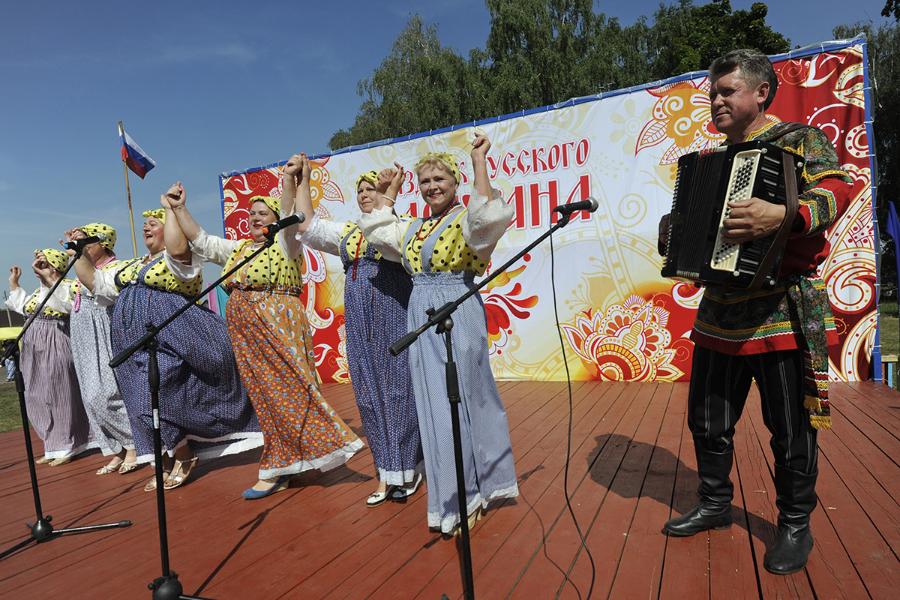 Праздник русского сарафана в Мичуринском районе отметят красочным дефиле