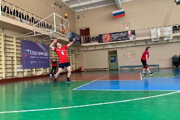 В Тамбовской области определили сильнейшую команду педагогов в волейболе