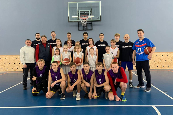 Молодежный состав БК "Тамбов" провел мастер-класс