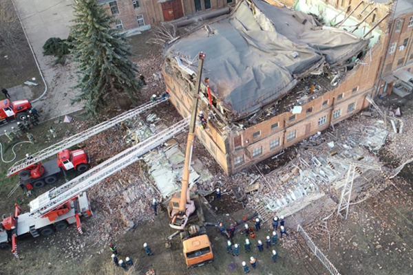 Появилось видео ликвидации последствий обрушения здания на ТЭЦ