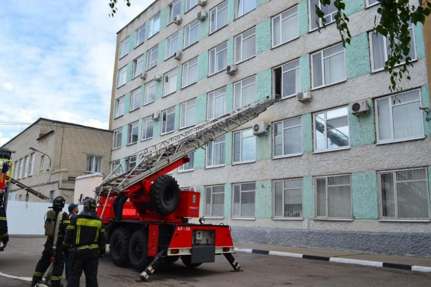 В здании ГИБДД в Тамбове прошли противопожарные учения