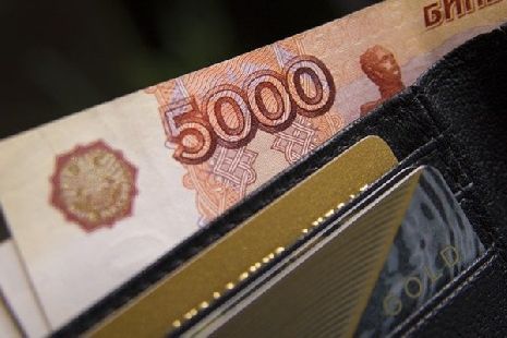 Жительница Мичуринска в Тамбове пыталась пополнить счёт фальшивой 5-тысячной купюрой