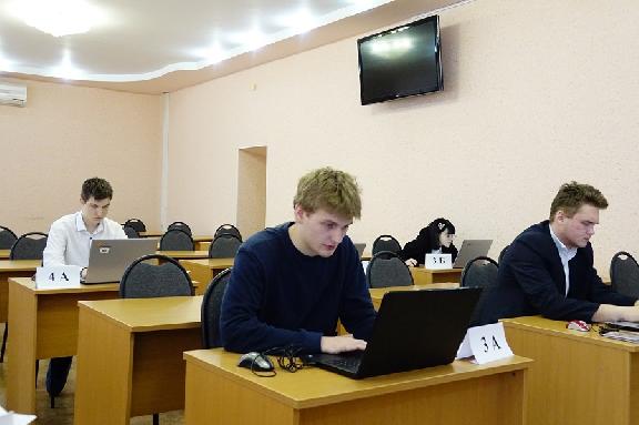 В Тамбовской области прошёл тренировочный ЕГЭ для школьников