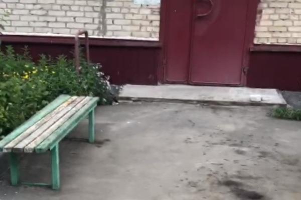 Житель Кирсанова из ревности напал на женщину с ножом