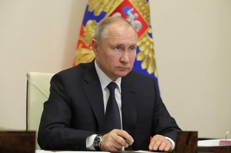Путин подписал закон о штрафах за неправильное обращение с навозом
