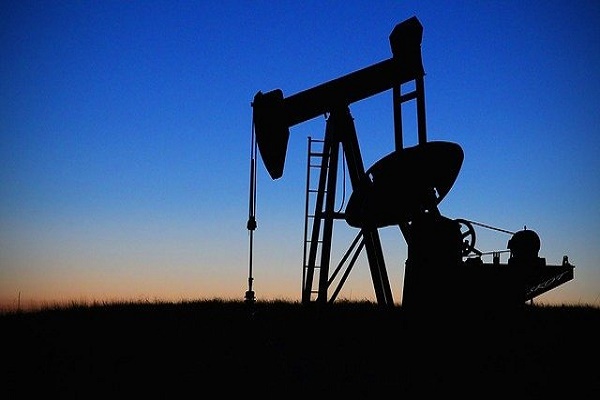 Эксперт объяснил, почему цены на нефть понизились 
