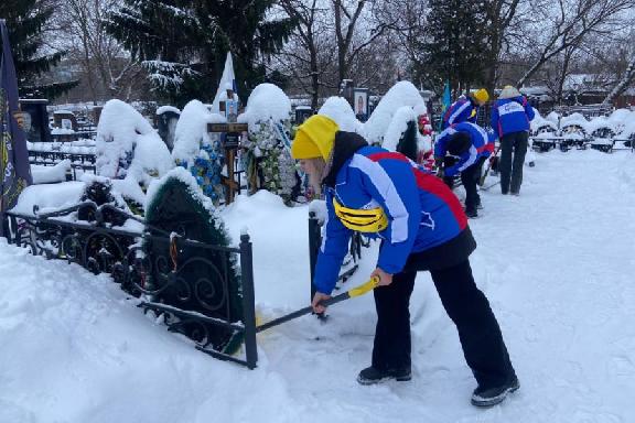 Тамбовские студенты участвуют в патриотической акции "Снежный десант"