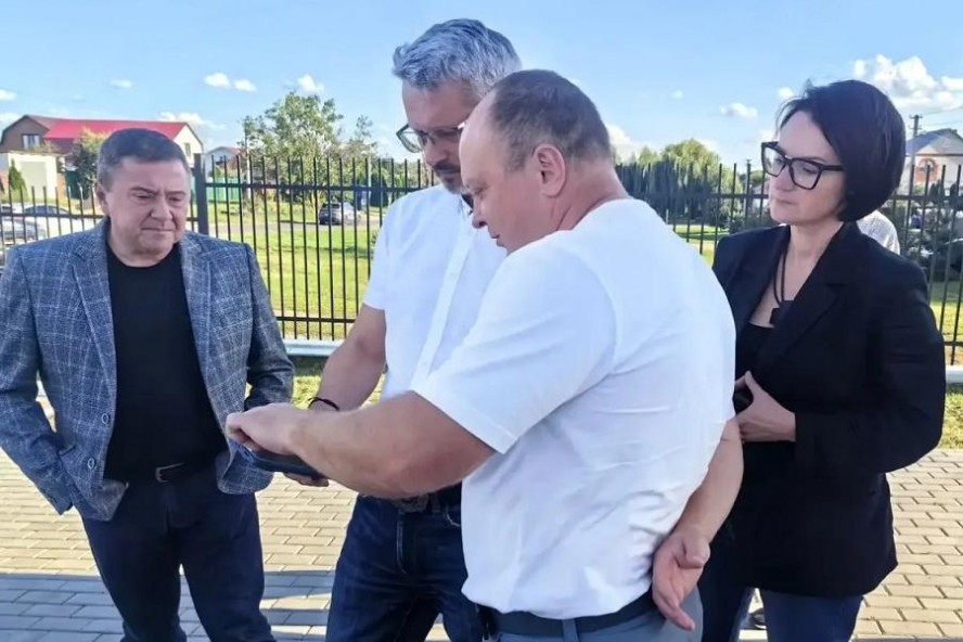 В селе Пушкари прошла встреча жителей с руководством Тамбовского округа
