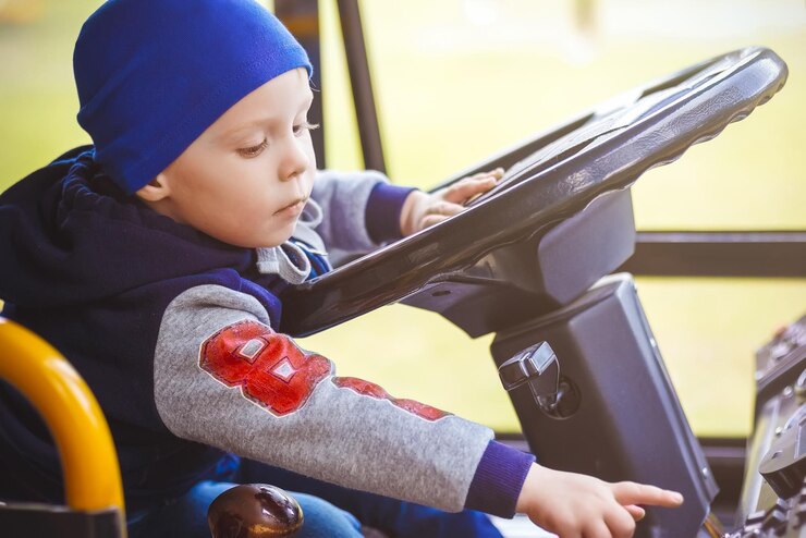Для родителей, сажающих за руль малолетних детей, могут ужесточить наказание