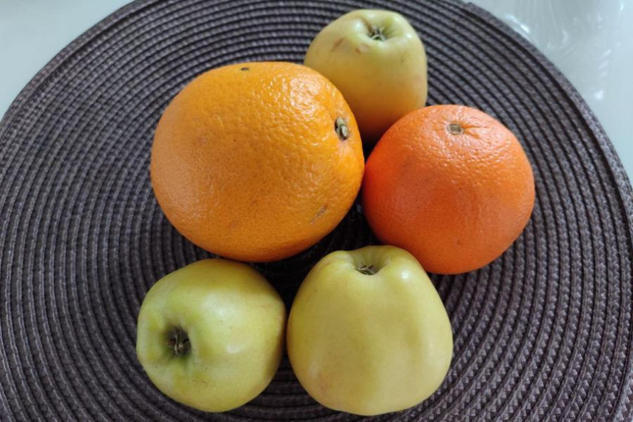 Биолог рассказал, как правильно хранить фрукты
