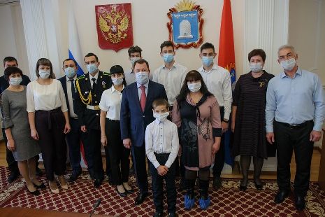 В администрации Тамбовской области чествовали детей-героев