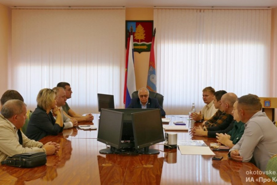 В администрации Котовска прошло обсуждение проекта благоустройства городской площади