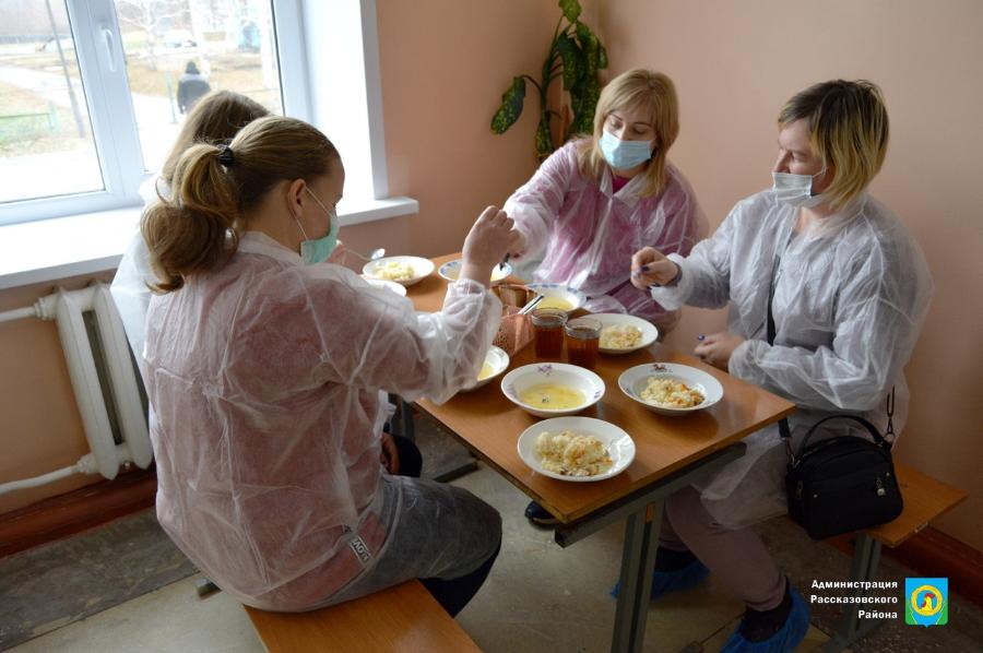 В Рассказовском районе стартовал "Родительский контроль" школьного питания