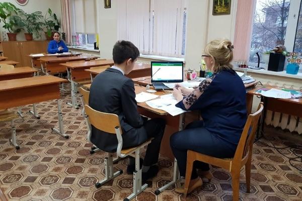Сегодня ученики девятых классов проходят итоговое собеседование по русскому языку