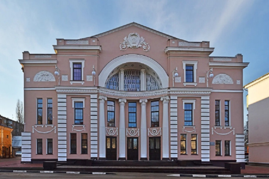 В Тамбовской области сегодня открывается Международный театральный фестиваль "На родине Владимира Зельдина"