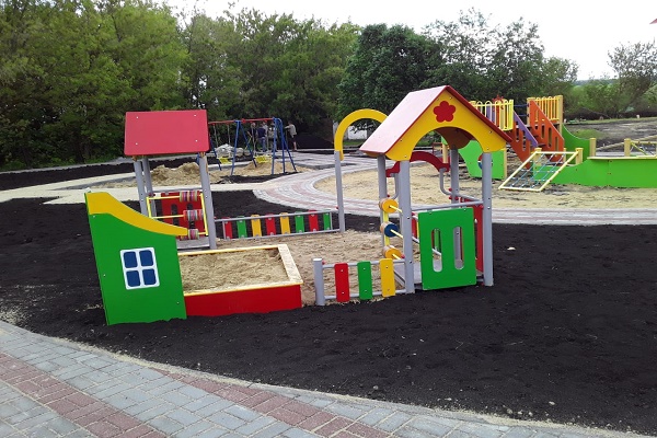 В селах Гавриловского района создают зоны отдыха и детские площадки