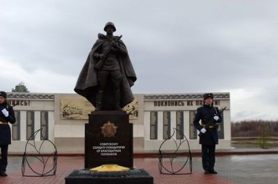 В Петровском районе открыли новый мемориальный комплекс