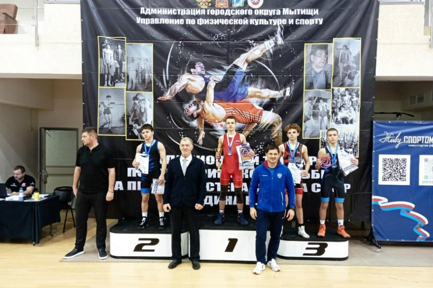 Тамбовчанин стал чемпионом России по греко-римской борьбе среди юношей