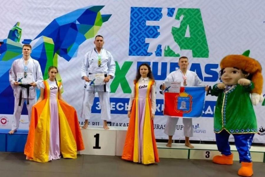 Тамбовчанин завоевал "бронзу" на международных соревнованиях по всестилевому карате