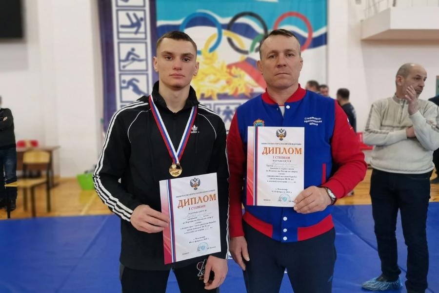 Тамбовчанин стал мастером спорта России по греко-римской борьбе