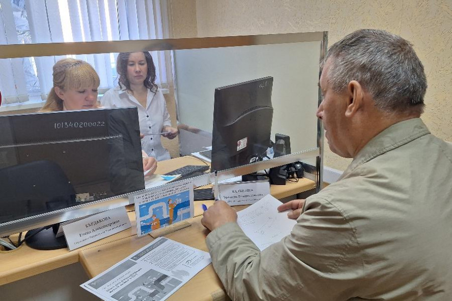 В тамбовском Росреестре провели Единый день консультаций по вопросам оформления дачной недвижимости 