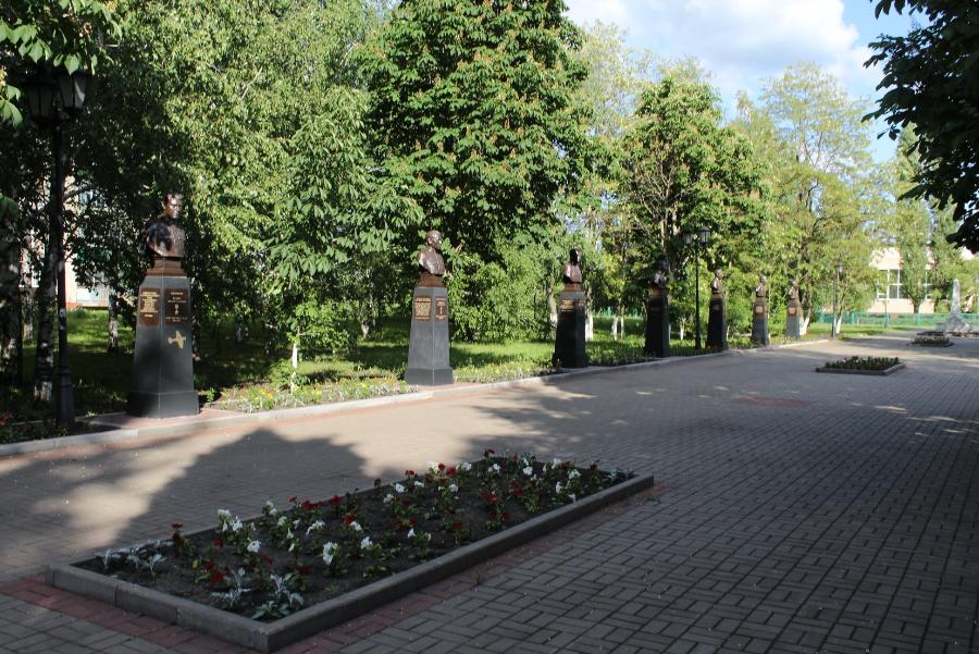 В Тамбовской области торжественно откроют аллею памяти с бюстами героев
