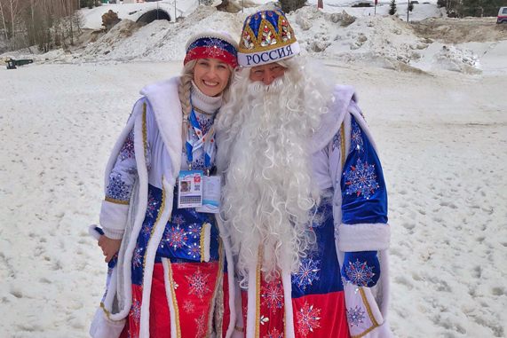 Ведущие спортсмены России поздравили с юбилеем Деда Мороза из Сосновки