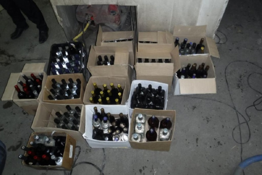 В Тамбовской области за год полицейские изъяли 110 тысяч литров поддельного алкоголя 