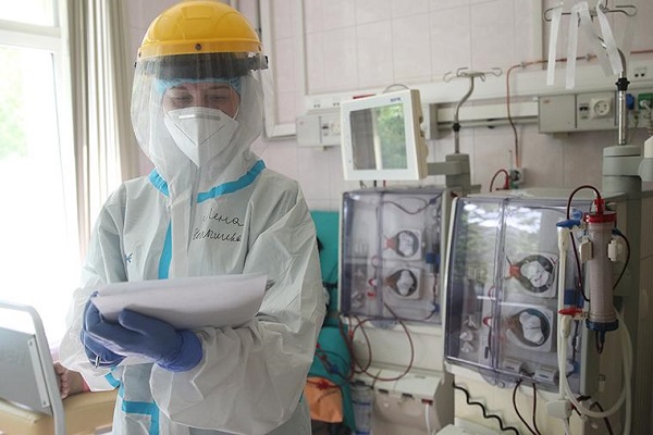 В Минздраве назвали сроки снижения активности коронавируса в России