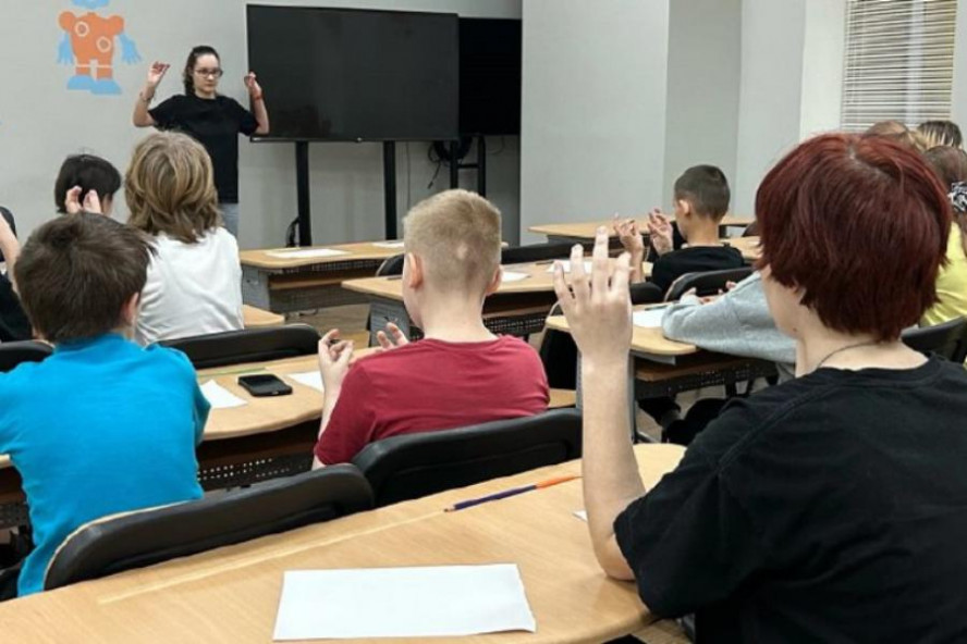 Державинский активно организует досуг школьников из Белгородской области