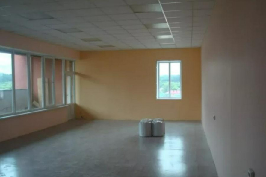 В Тамбовской области за невыполнение работ по ремонту межпоселенческой библиотеки подрядчик внесен в "черный список"