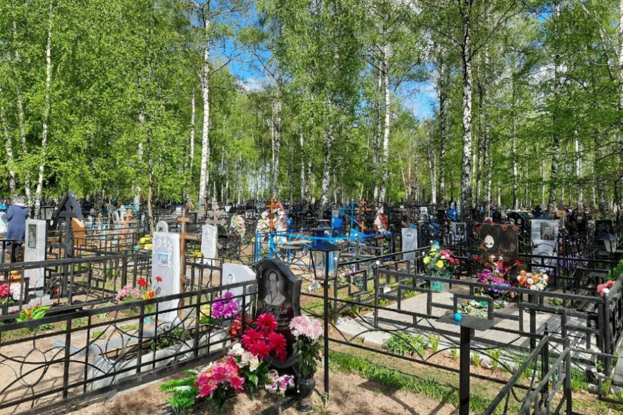 На Тамбовских кладбищах оборудуют 26 мест для сбора мусора
