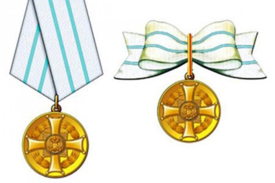 Семью из Кирсанова наградили медалью ордена "Родительская слава"