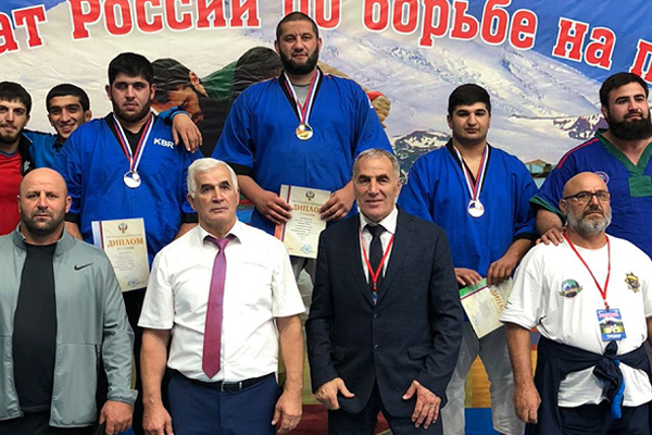 Тамбовский борец на поясах выиграл "бронзу" чемпионата России