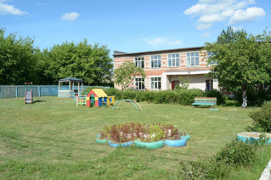 В Рассказовском районе ремонтируют Платоновский детский сад