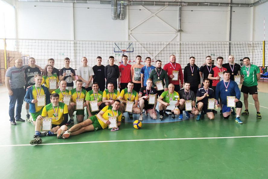 В Сосновке состоялись районные соревнования по волейболу, футболу и шахматам