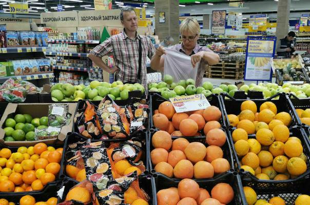 За неделю в России выросли цены на сахар, яйца и колбасы