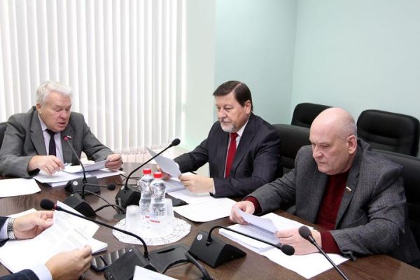 В Тамбовской области введут штрафы за торговлю снюсами и энергетиками